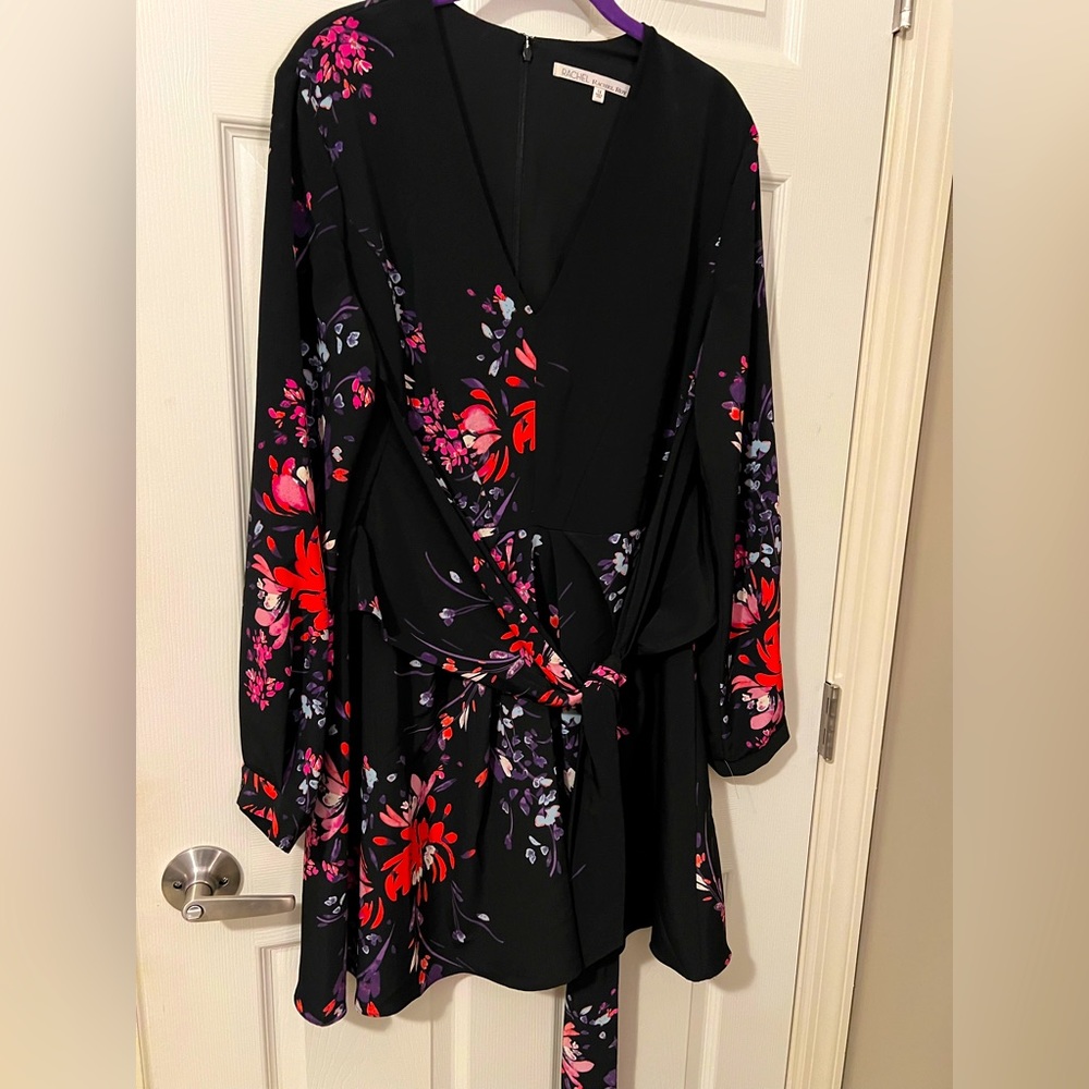 Rachel Roy Dress with floral print and twist waist detail. Size 14